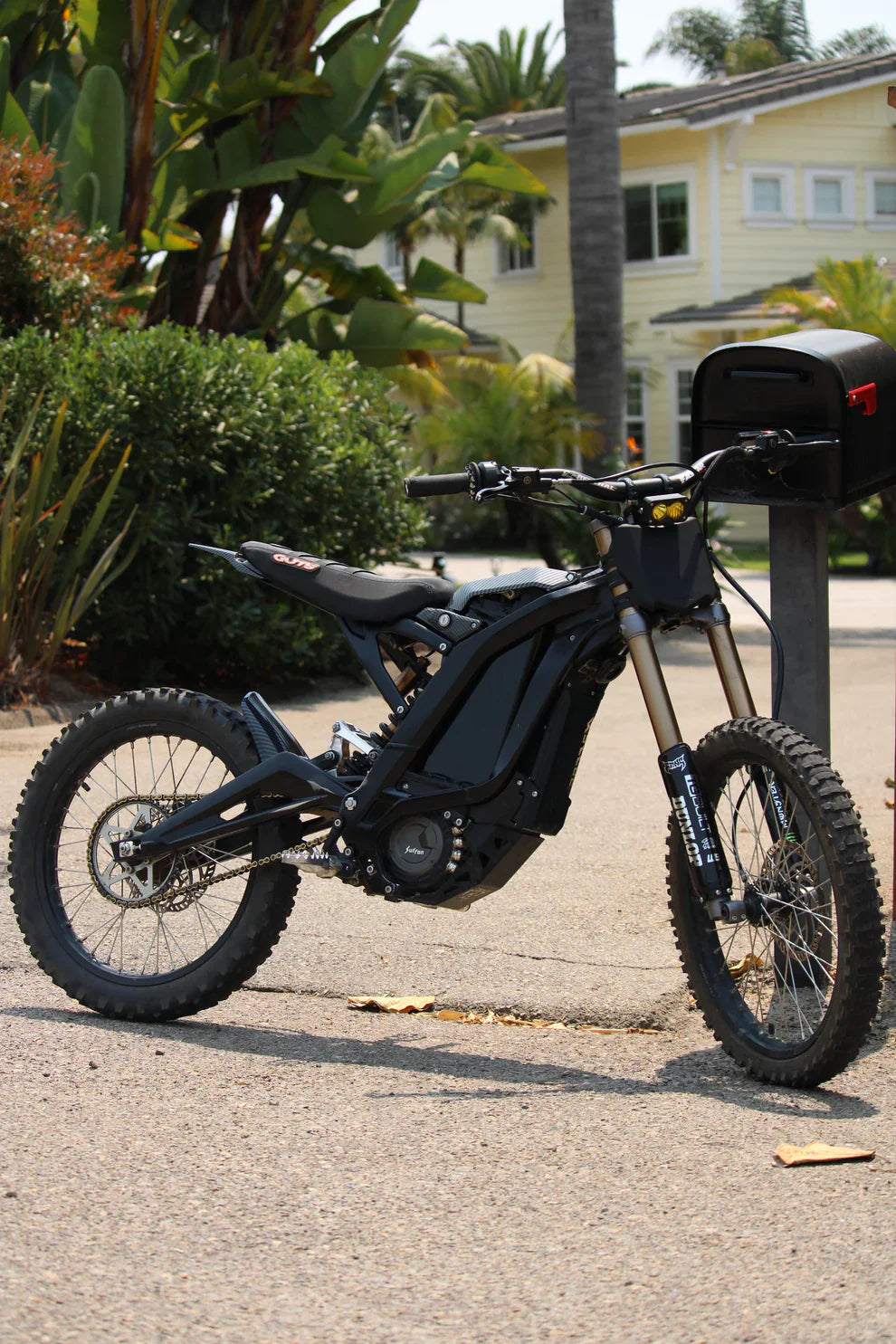 E-MOTO ACCESSORIES